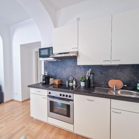 Feelhome - Design Apartment Fur 4 Gaste - Smart Tv - Naschmarkt Виена Екстериор снимка