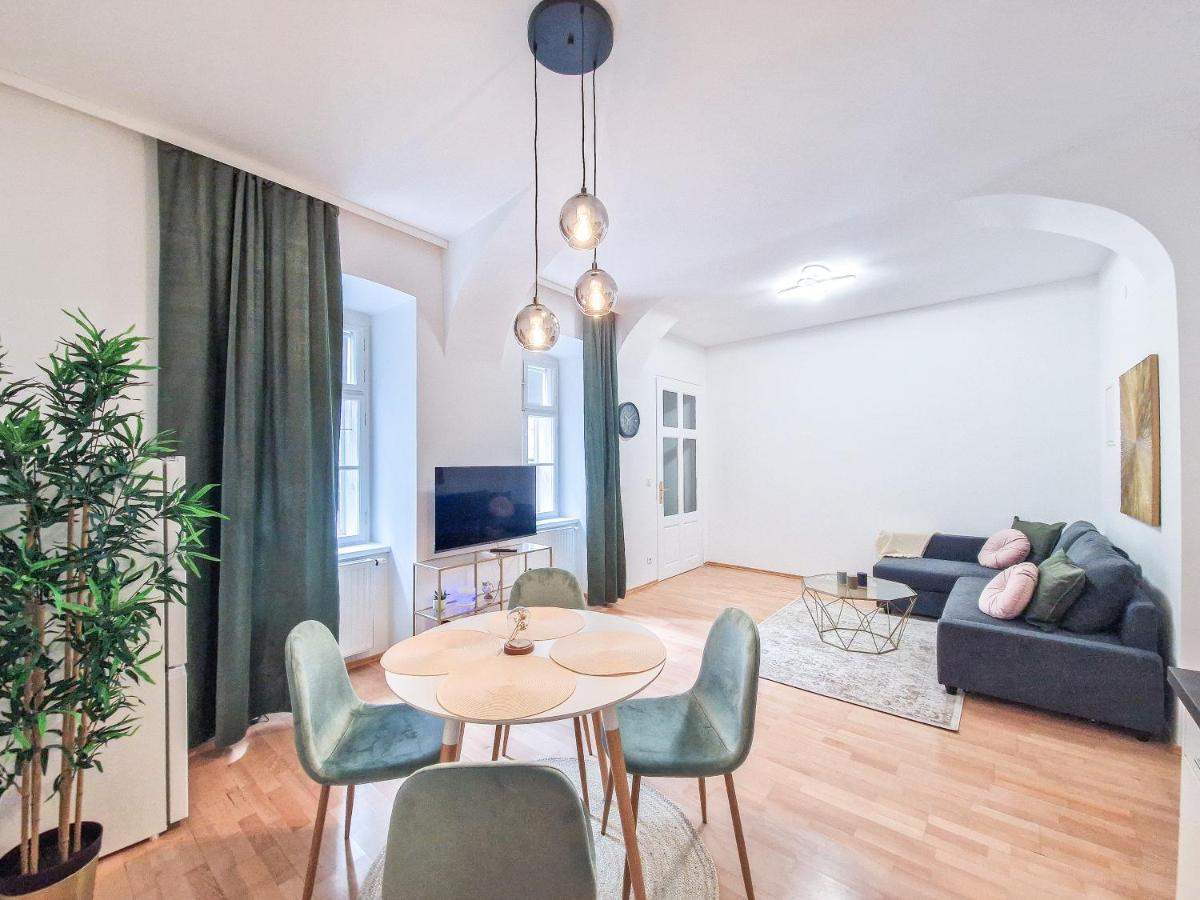 Feelhome - Design Apartment Fur 4 Gaste - Smart Tv - Naschmarkt Виена Екстериор снимка